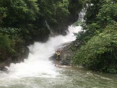 -碧水峡漂流