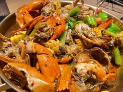 -臻鲜燕海鲜融合餐厅(金陵style店)