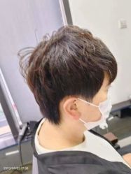 -FRIDAY星期五专业美发沙龙