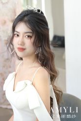 -艾米丽婚纱礼服