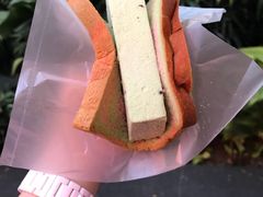 -詹爷爷乌节路街头冰淇淋