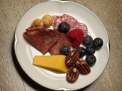 【点灯仪式】芝士冷肉坚果沙拉-悦厅·下午茶(杭州柏悦酒店)