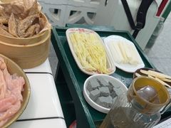 -扎起市井老火锅(乐山总店)