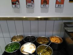 酱料-白妈螺蛳粉(白云万达店)