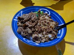 -砖头卤味