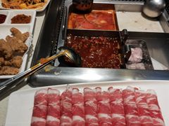 -海底捞火锅鲜切牛肉主题店(长寿路店)
