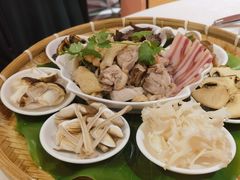 -菌林天下·野生菌汤锅