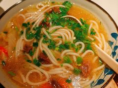-鑫花溪牛肉米粉(凤凰街创始总店)