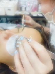 -瞧·享轻奢美甲美睫