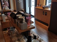 零售区-星巴克(红房子店)