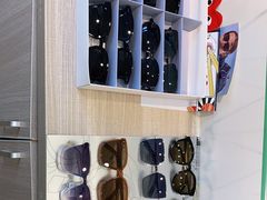 -悦目眼镜(蔡司战略合作门店)