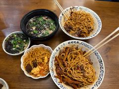 -梅溪·小伙子干挑面(安吉总店)