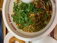 -呷佬·长沙手工米粉(金沙江路店)