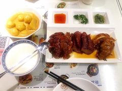 -新大咀港式茶餐厅(宝山万达店)