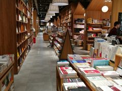 -百新书局(尚悦湾店)
