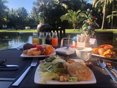 -三亚湾海居铂尔曼度假酒店