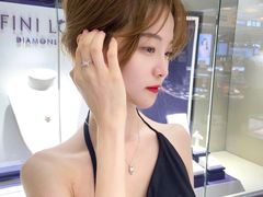 -王府井百货熙地港店