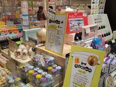 -猫的天空之城概念书店(杭州南宋御街店)