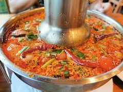 -Chom Cafe and Restaurant