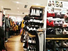 -优衣库(天津鲁能城购物中心店)