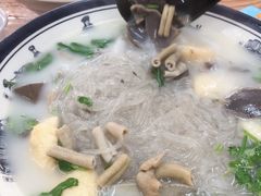 -鸭小妹鸭血粉丝(老门东店)
