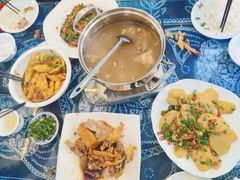 -瑞丰园庭院餐厅·白族传统家常菜