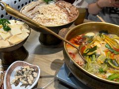 -毛肚向右·川渝毛肚王(经开永旺店)