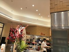 -亚龙湾希尔顿自助餐厅·海鲜·烧烤·沙滩BBQ·现场乐队