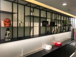 -AYO SALON