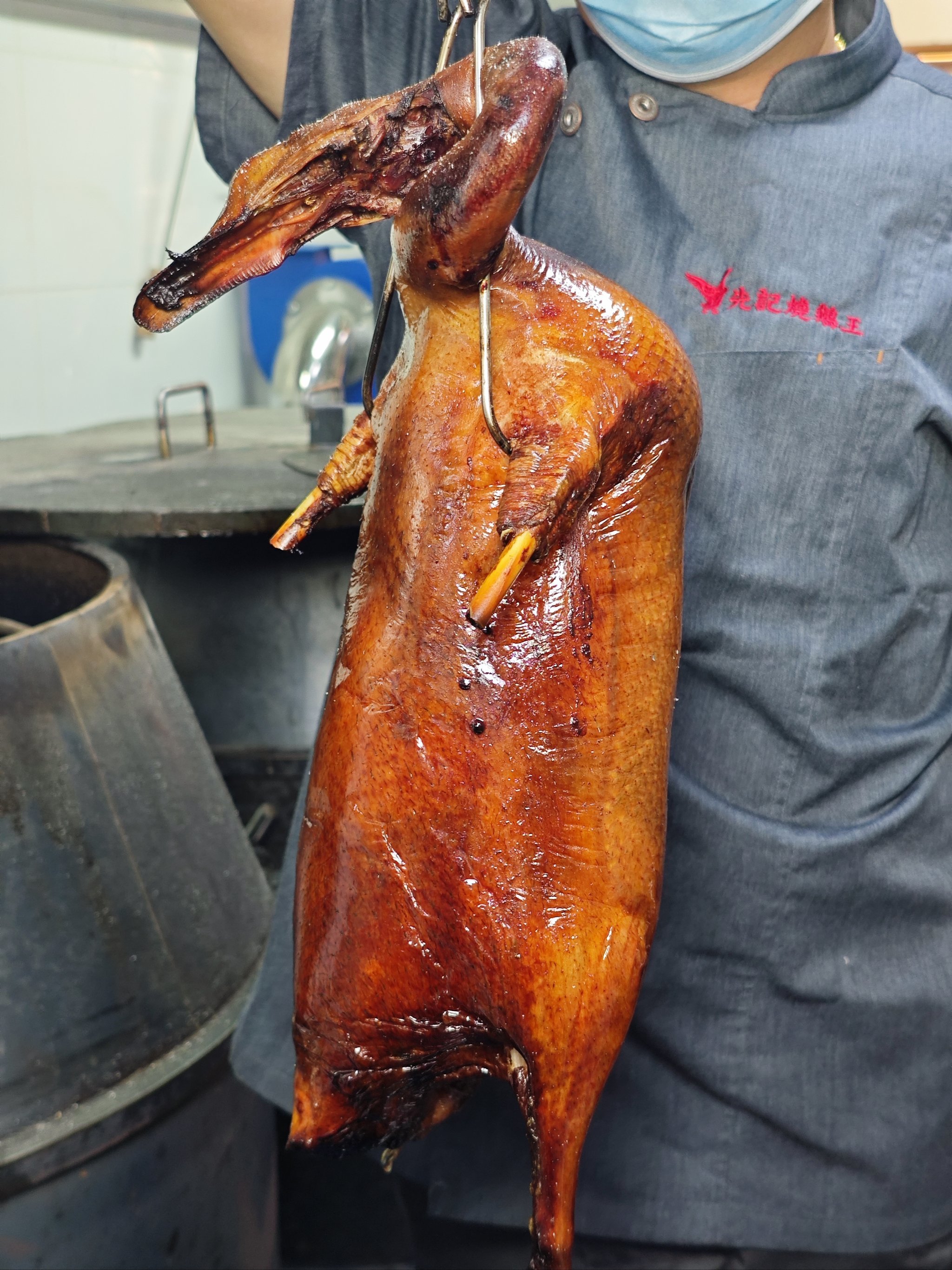 传承31年的金牌烧鹅王排队两小时也值得🔥