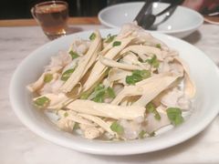 葱香腐竹拌鸭掌-小吊梨汤·北京菜·烤鸭(鸟巢店)