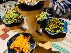 五朵金花-慢丽江·云南野生菌土鸡锅(付家庄店)
