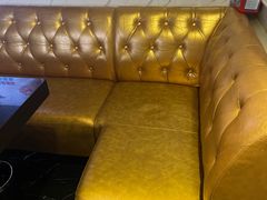 -皇马纯KTV·量贩·聚会(民治店)