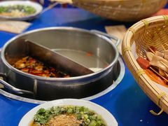 油碟-马路边边串串香形象店(磐石路店)