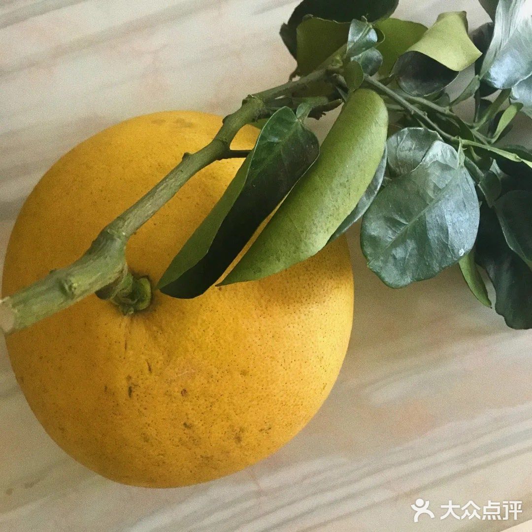 过年啦，家家户户的客厅上，水果是必不可少的