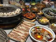 -草家酱蟹炭火烤肉店(珲春南路一店)