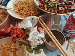 -肥肥虾庄·金牌油焖大虾(杨园滨江时代walk店)