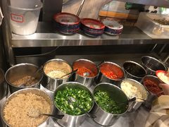 自助调料区-马路边边串串香(双井直营店)