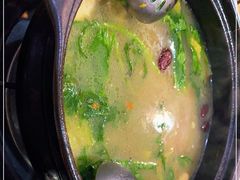 -濠轩阁特色生蚝火锅(水湾路店)