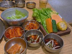 餐前小菜-姜虎东白丁烤肉(虹桥天地店)