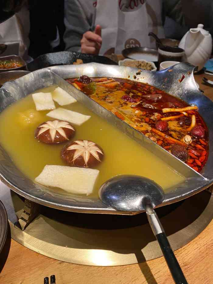 凑凑火锅·茶憩(无锡恒隆广场店)