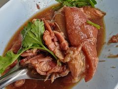 -Kha Mu Charoensang(Silom)