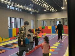 -小小特工运动馆(宝山三邻桥中心)