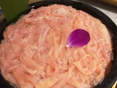 -尚尚仙·酸汤猪手·猪肚鸡火锅(华联万柳购物中心店)