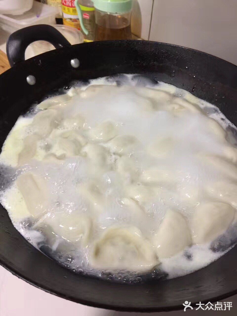 好吃不过自己包的鲜饺子！