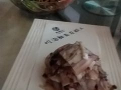 -龙船人海鲜城(长治路店)