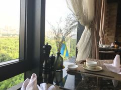靠窗位-重庆融汇国际酒店17楼·泉籁泰餐厅(沙坪坝店)