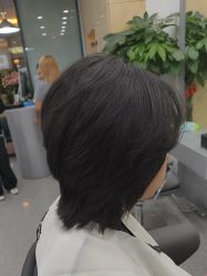-韩国丽安形象设计