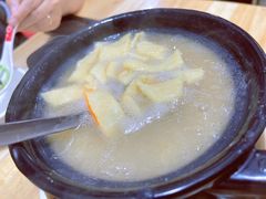 蟹虾鲍鱼粥-皮蛋弟砂锅店(总店)