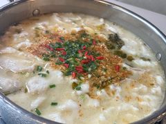 -德林酸菜鱼火锅(南丹店)